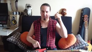 Глеб Олейник издаёт странные звуки