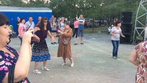 Пенсионеры жгут