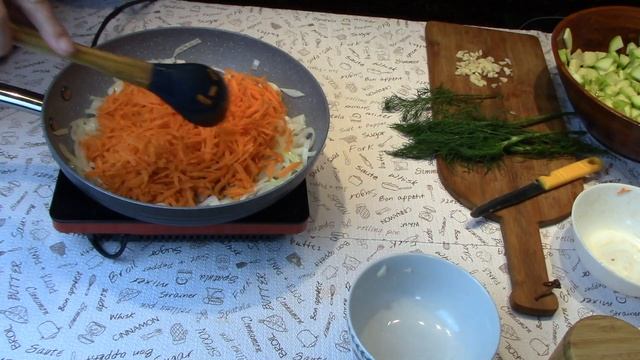 Вот что нужно делать с кабачками!!!!Деревенский рецепт .КАБАЧКИ ПО--ВЕНГЕРСКИ.ВКУСНОТА еще ТА!! смотреть онлайн