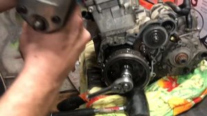 Husqvarna sm 610 неполный разбор мотора