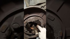 Как снять задние ступичный подшипник SUBARU TRIBECA B9 (Субару Трибека б9)