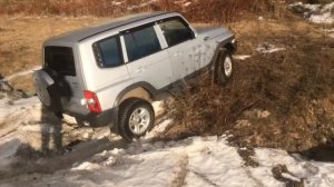 Патриот и ТагАЗ тагер штурмуют подъемчик)))