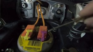 Снимаем подушку безопасности Opel Astra Family