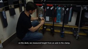 Как выбрать руль на самокат — высота / Eng Sub How to choose the bar height