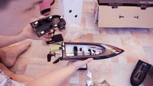 Радиоуправляемая лодка FeiLun FT012 из Gearbest.com