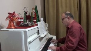 Вдруг, как в сказке, скрипнула дверь