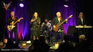 ВИА "ПОЮЩИЕ ГИТАРЫ" - "Поющие гитары"