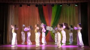 12  Я в танцах   Фаина