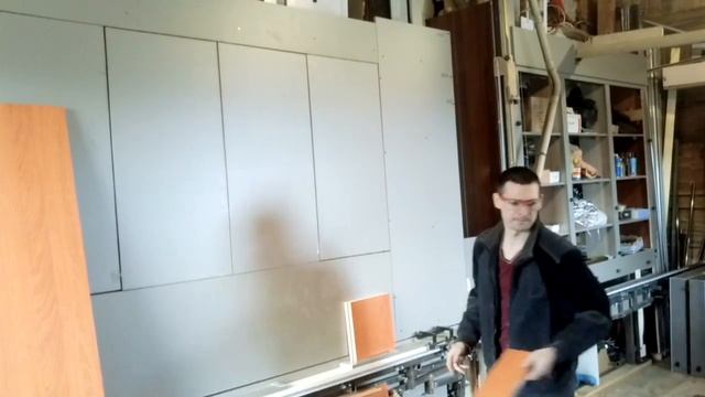 Распиловка ЛДСП на Вертикальном Форматно Раскроечном Станке