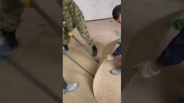 ДЕМОНТАЖ верхнего слоя пола линолеума смотреть онлайн