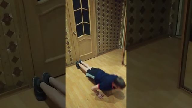 5 Упражнений для грудных мышц в домашних условиях. смотреть онлайн