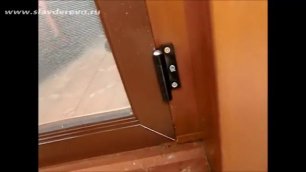 Дверные распашные антимоскитные сетки от компании «СлавДерево»