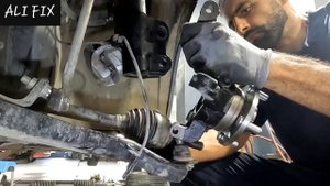 замена переднего поворотного кулака - переднего подшипника... nissan versa 2007 - 2022 #подвеска