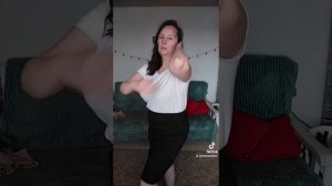 Куда девать руки при позировании на фото