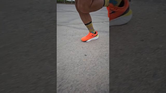 Спортивная модель Saucony Triumph 22