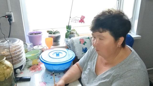 Приспособа для железных крышек. смотреть онлайн