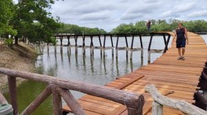 Рабочие из Мьянма строят мосты