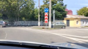 ГОСавтошкола, Симферополь - "Дорогие подпищники", делаем разворот на круговом перекрестке.