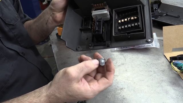 How To Wire a Custom Instrument Cluster смотреть онлайн