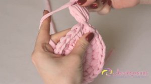 Корзинка Зефирка из трикотажной пряжи Ленты