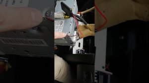Подключение и установка Bluetooth адаптера магнитола мазда 3bk.