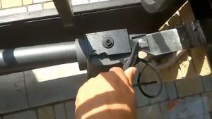 Автоматические ворота. Разблокировка привода.