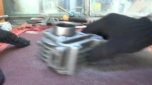 ? #Двигатель. Цилиндр -шлифовка  плоскости прилегания с головкой.