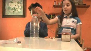 опыт с яйцом и бутылкой