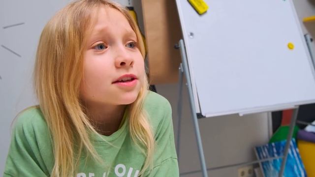 В школе навый парень! Маргарита придумала план!