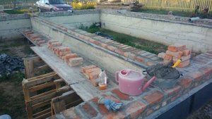 Цоколь из кирпича своими руками