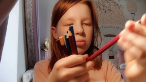 Собираю пенал к бабушке!!!)