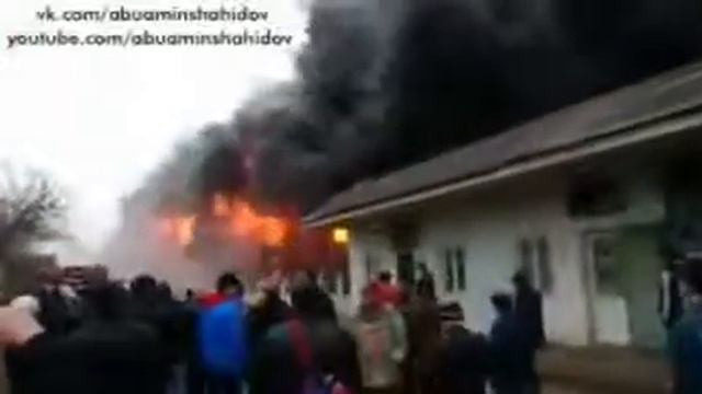 Горит центральная мечеть г Кизляр смотреть онлайн