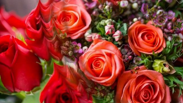 С_ДНЕМ_РОЖДЕНИЯ_КРАСИВОЕ_МУЗЫКАЛЬНОЕ_ПОЗДРАВЛЕНИЕ.mp4