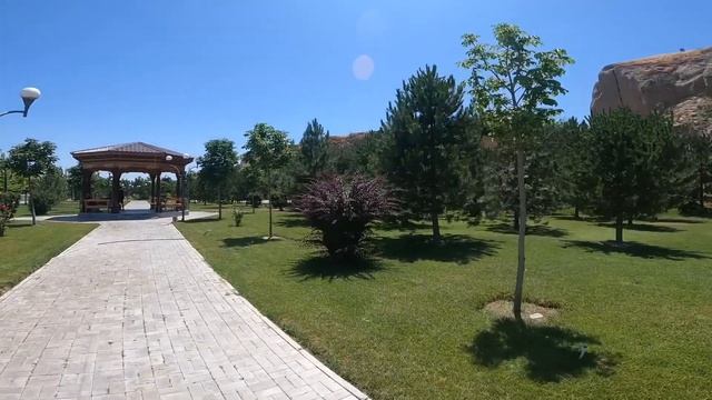 В УДИВИТЕЛЬНОМ САМАРКАНДЕ смотреть онлайн