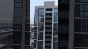 Замена холодного остекления на теплое - демонтаж стекла