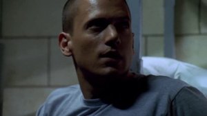 Майкл выбрался из камеры! ПОБЕГ ИЗ ТЮРЬМЫ - Момент из фильма