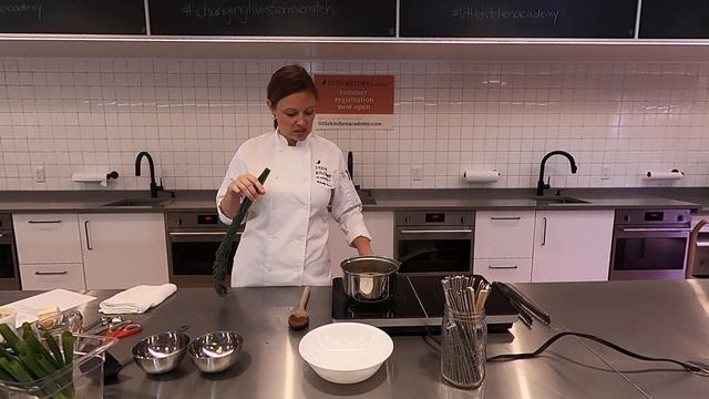 #LKALive episode 3 - Easy Miso Noodle Soup смотреть онлайн