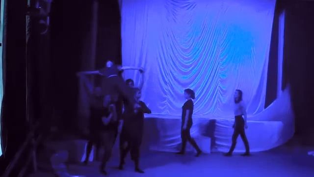 Пластический мини-спектакль "Музей" смотреть онлайн