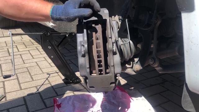 Замена тормозов Audi Q7Volkswagen Tuareg