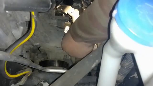 Замена помпы на Nissan Qashqai 2 0 смотреть онлайн