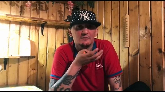 Знакомство со Спартаком, вкратце о тюрьме смотреть онлайн