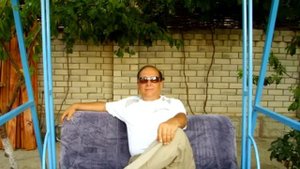 Леонид Августинский -- Вася