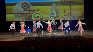 «Казачий танец» исполняет Ансамбль танца «Перепляс» старшая группа