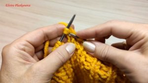 ШАПКА ЖЕНСКАЯ СПИЦАМИ ОБЪЕМНАЯ,ТЕПЛАЯ, КРАСИВАЯ, БЕЗ ОТВОРОТА.