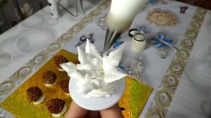 Зимний тортик с рожком!#Украшениеновогоднеготорта!