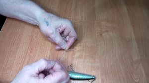 Как привязать воблер к леске узлом рапала.