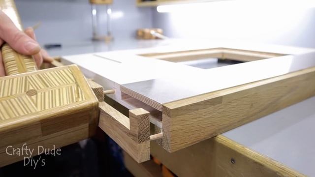 Make A Router Table With Tilting Mechanism //DiY Router Table смотреть онлайн