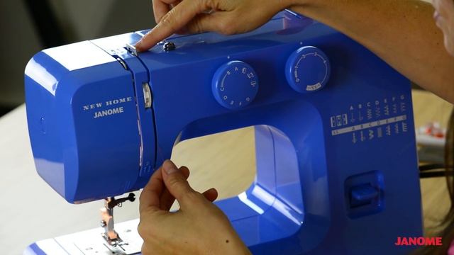 Threading the Janome Sewing Machine смотреть онлайн