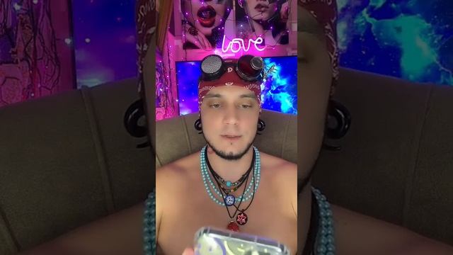 Как Себя Вести При Встрече С Бывшей. Стрим В Тик Ток смотреть онлайн