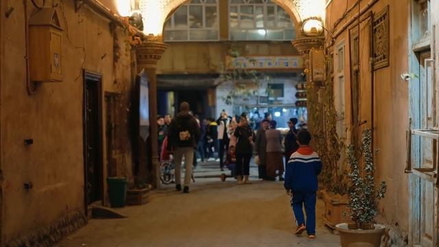 Кашгар. Уйгуры. Город для туристов - Тюрьма для местных.